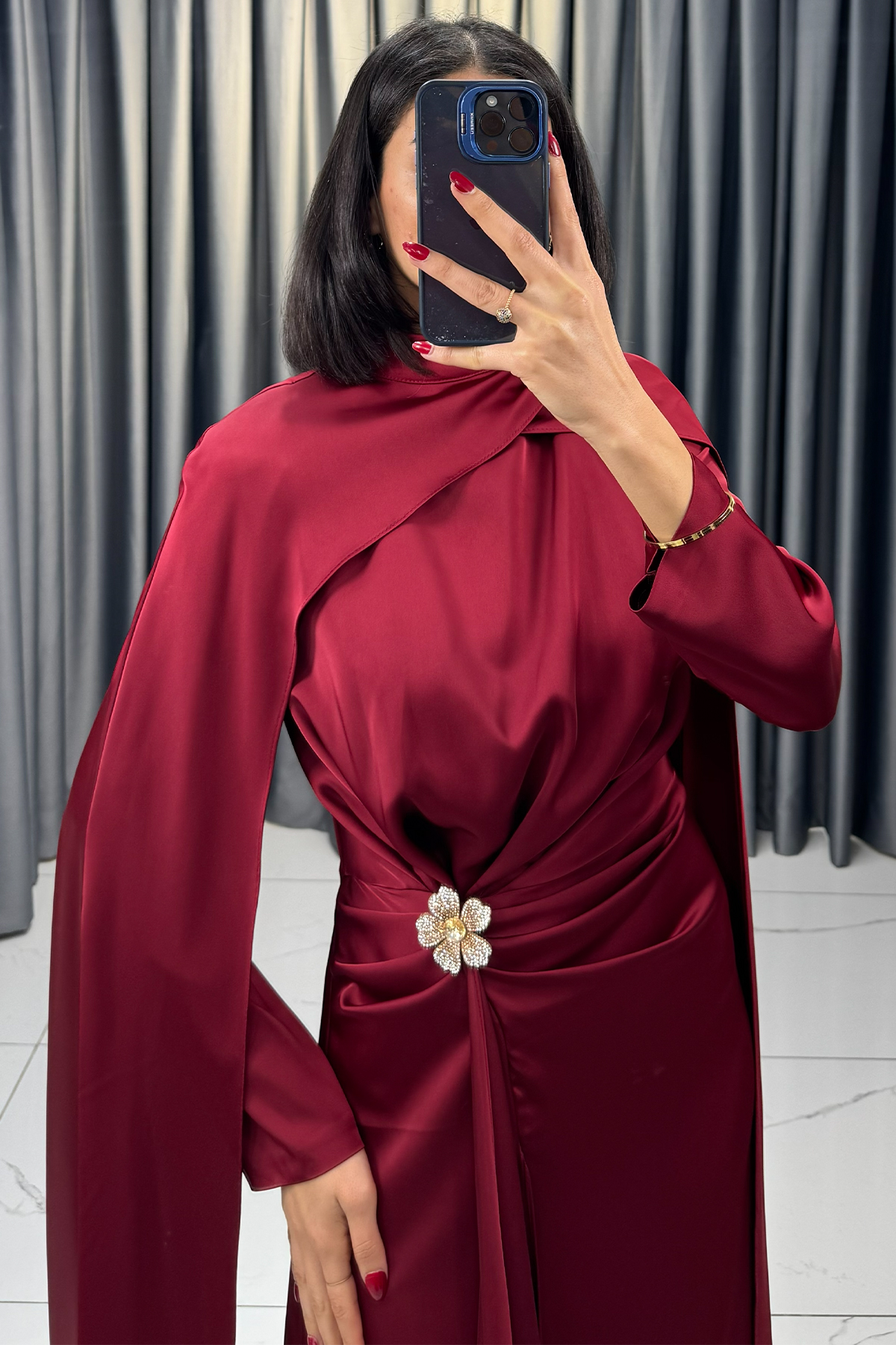 Aksesuar Detaylı Pelerinli Belden Oturtmalı Abiye Kırmızı - Görsel 2