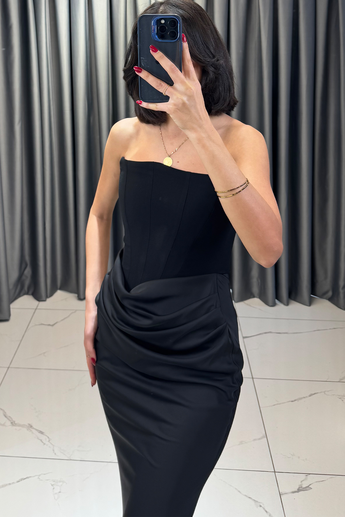 Belden Oturtmalı Straplez Uzun Abiye Siyah - Görsel 4