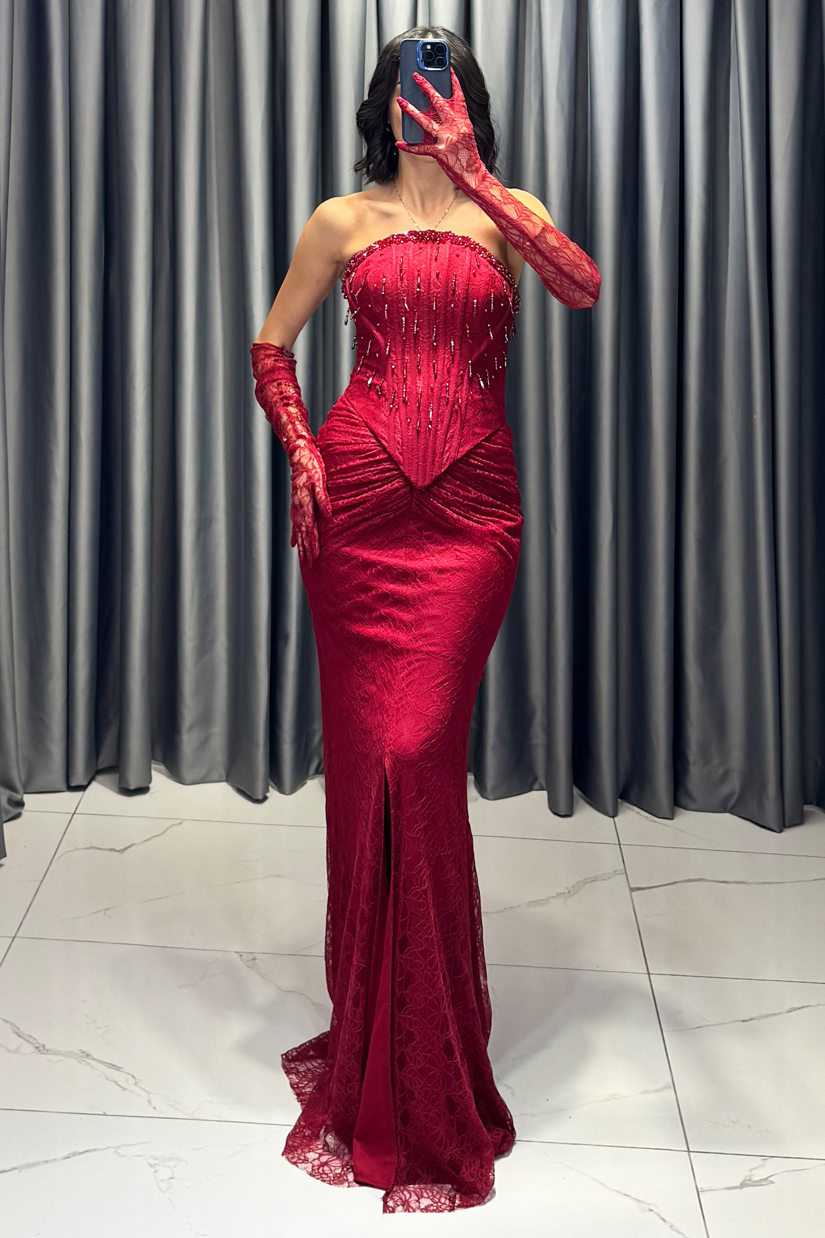 Boncuk İşlemeli Dantelli Şal Detaylı Uzun Abiye Bordo