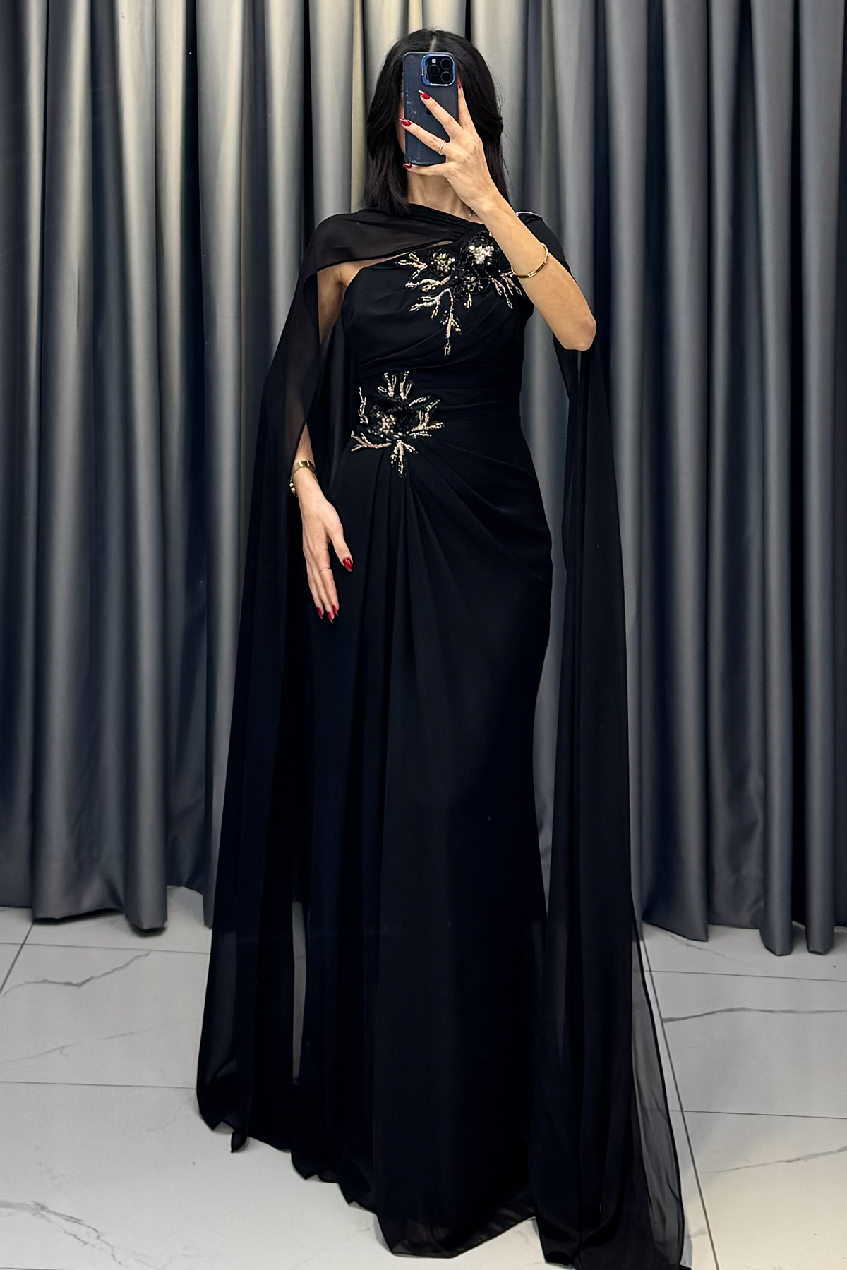 Boncuk İşlemeli Payetli Pelerinli Abiye Siyah