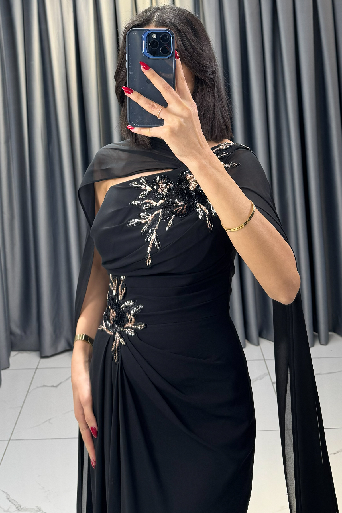 Boncuk İşlemeli Payetli Pelerinli Abiye Siyah - Görsel 4