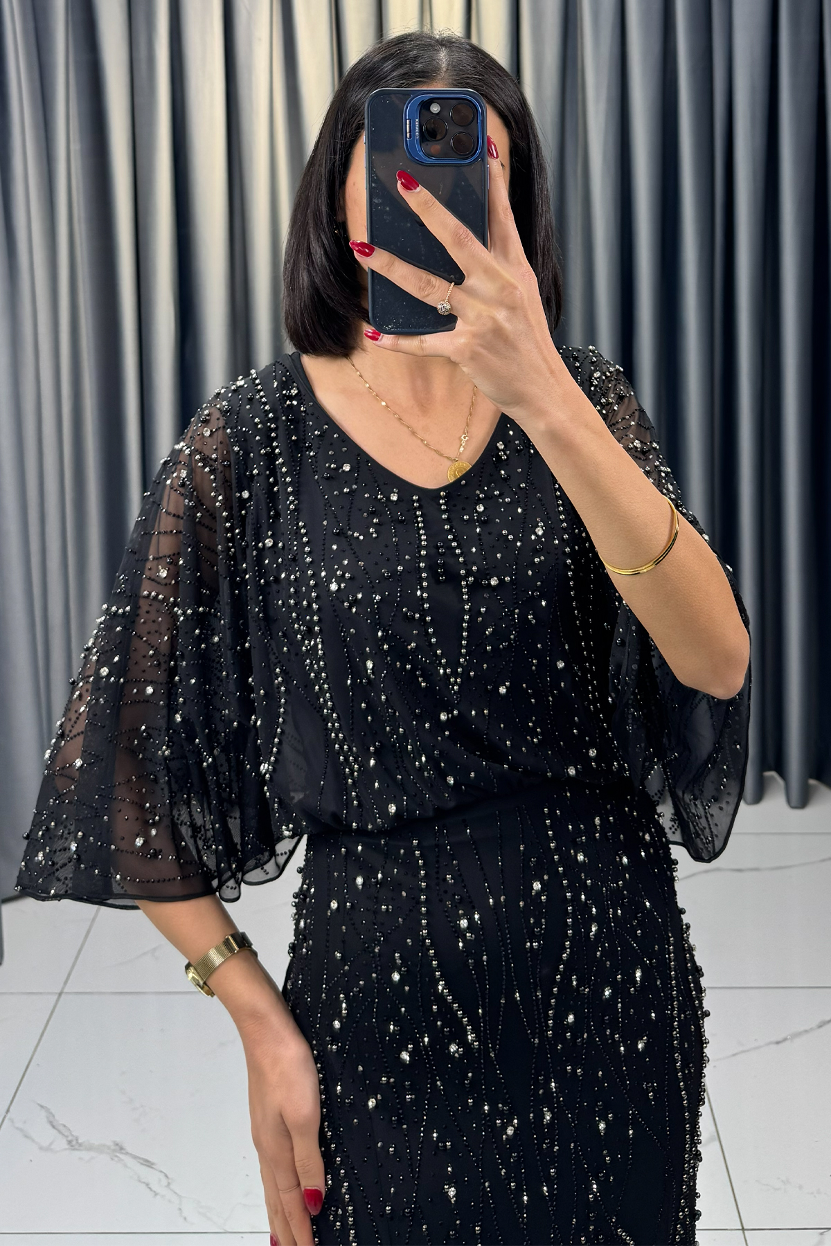 Boncuk İşlemeli Yarasa Kollu Balık Model Büyük Beden Abiye Siyah - Görsel 2