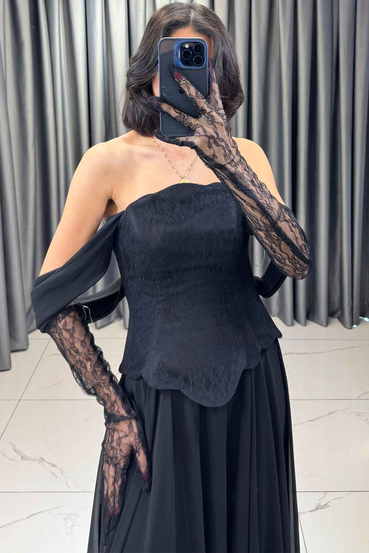 Düşük Kollu Dantel Detaylı Belden Oturtmalı Eldivenli Abiye Siyah - Görsel 2