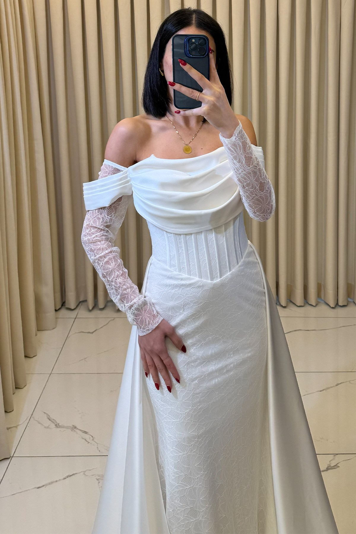 Düşük Kollu Lez Dantel Pelerinli Abiye Beyaz - Görsel 2