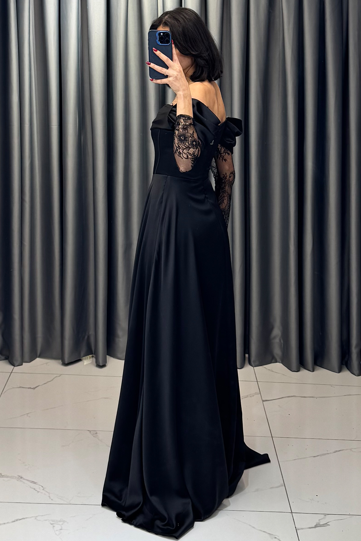 Düşük Omuzlu Yırtmaç Detaylı Dantelli Straplez Abiye Siyah - Görsel 6