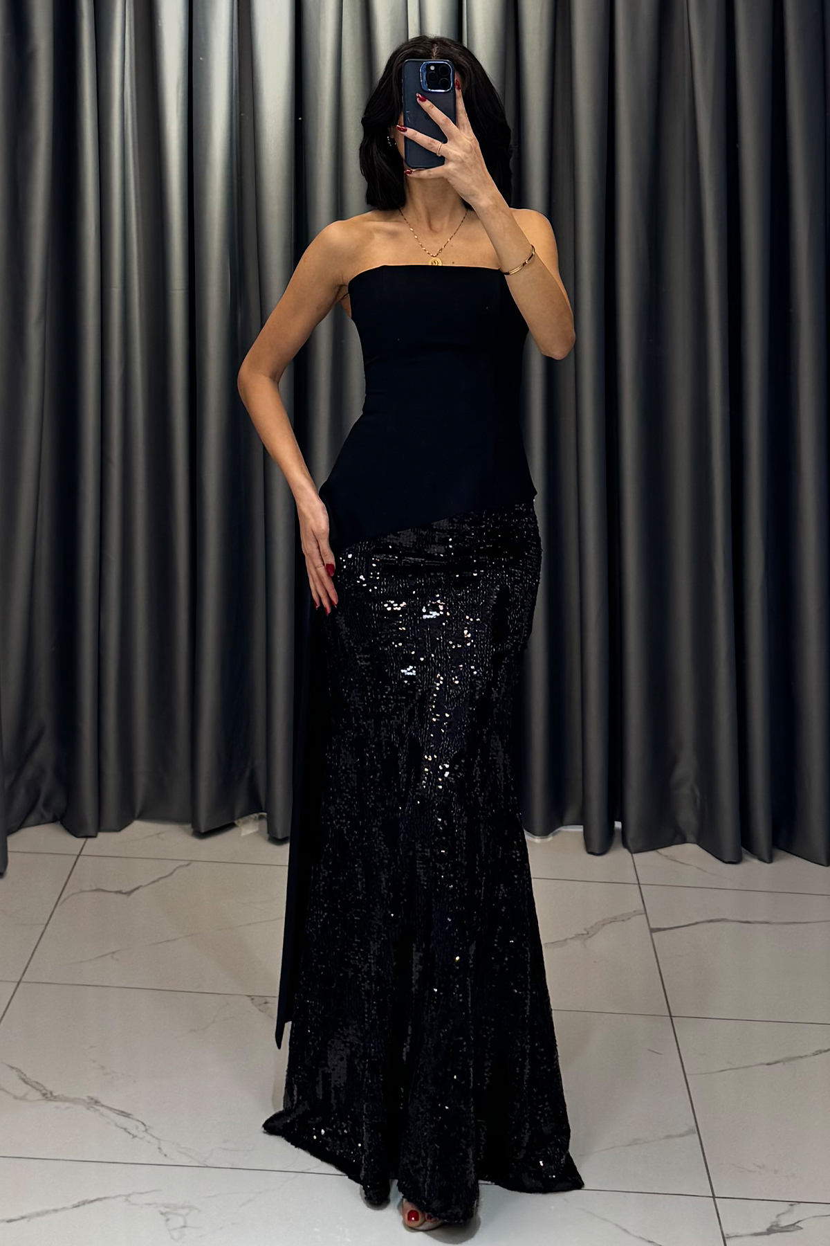 Eteği Payetli Üstü Straplez Takım Siyah