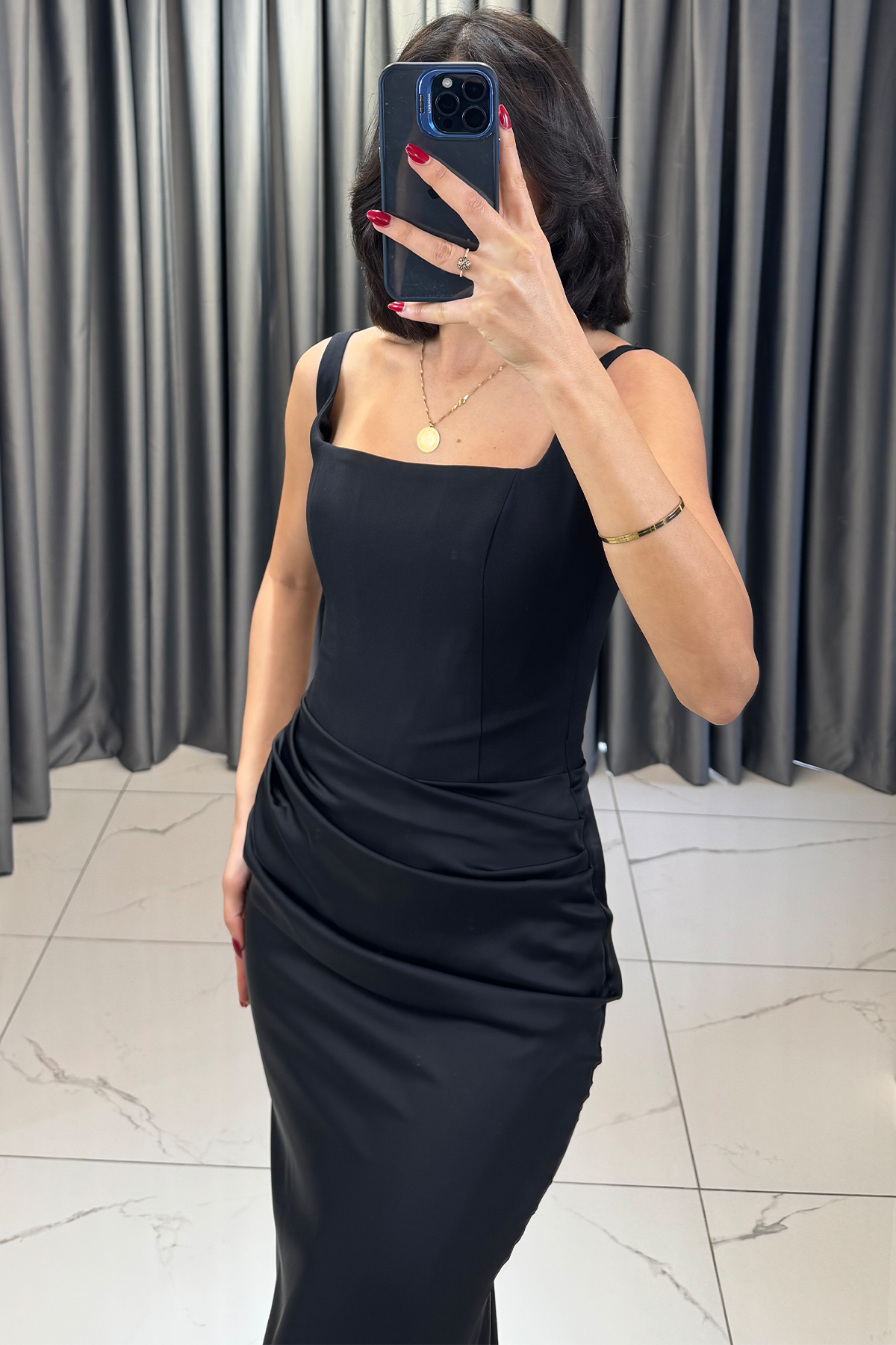 Kare Yaka Askı Detaylı Belden Oturtmalı Abiye Siyah - Görsel 4