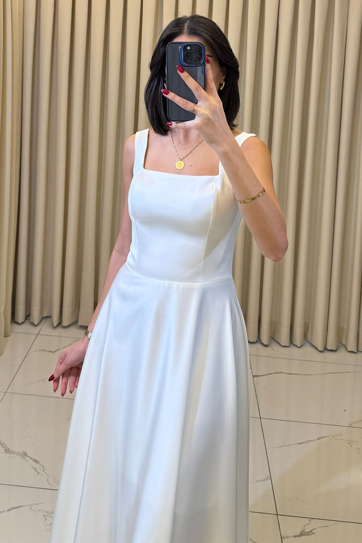 Kare Yaka Sırtı Bağcıklı Kısa Abiye Beyaz - Görsel 4