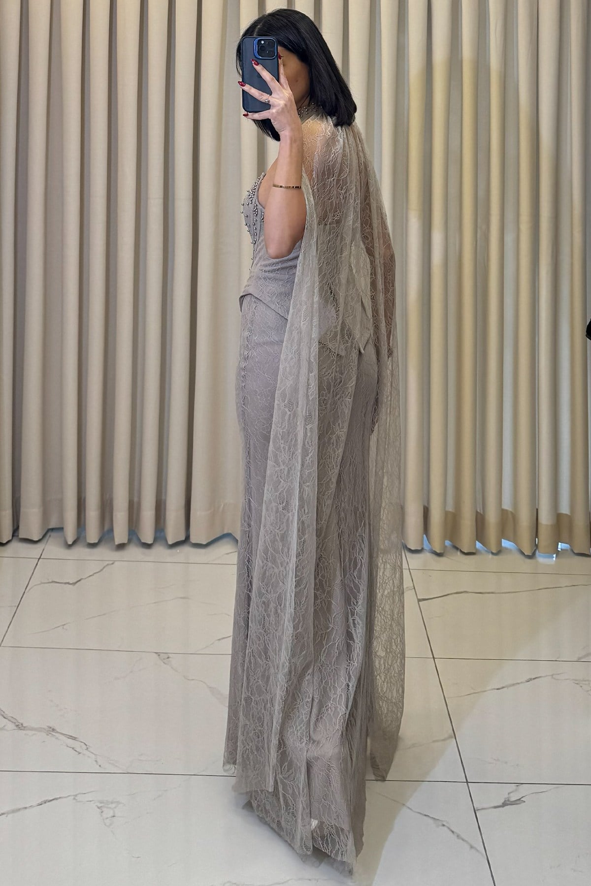 Korse Detaylı Boncuk İşlemeli Pelerinli Abiye Vizon - Görsel 5