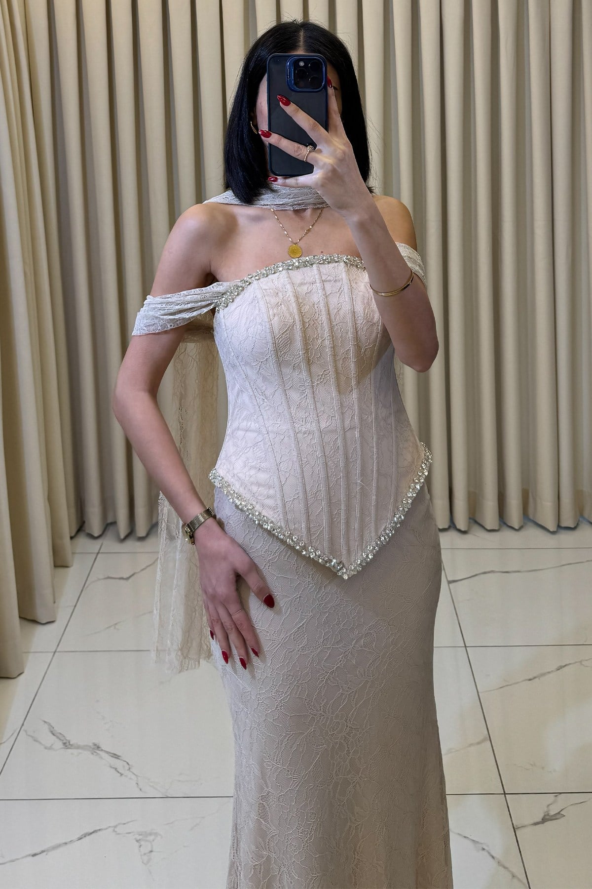 Korse Detaylı Taş İşlemeli Şal Aksesuarlı Abiye Ekru - Görsel 4