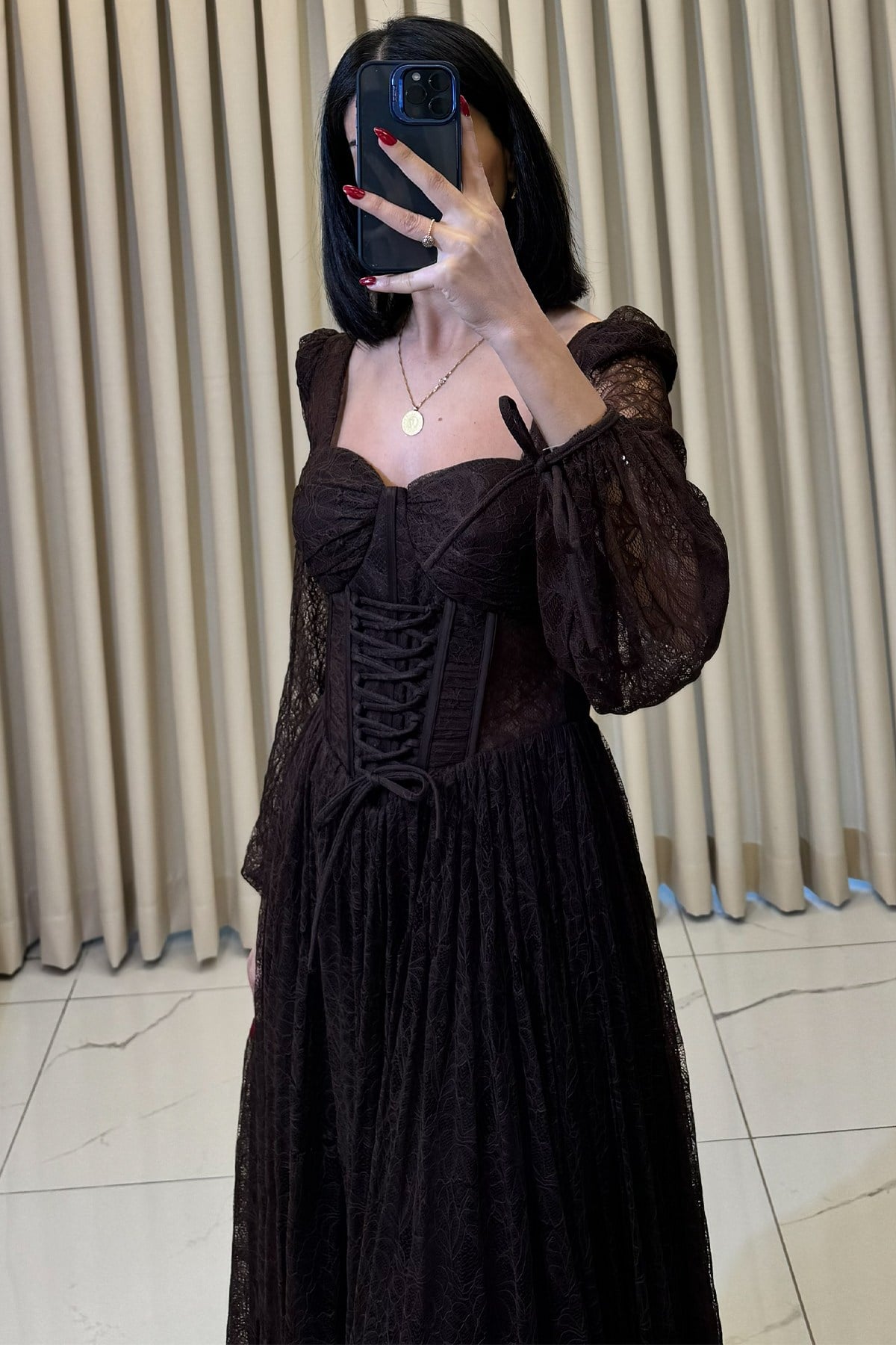 Önü Bağcıklı Lez Dantel Kare Yaka Uzun Kollu Abiye Kahve - Görsel 4