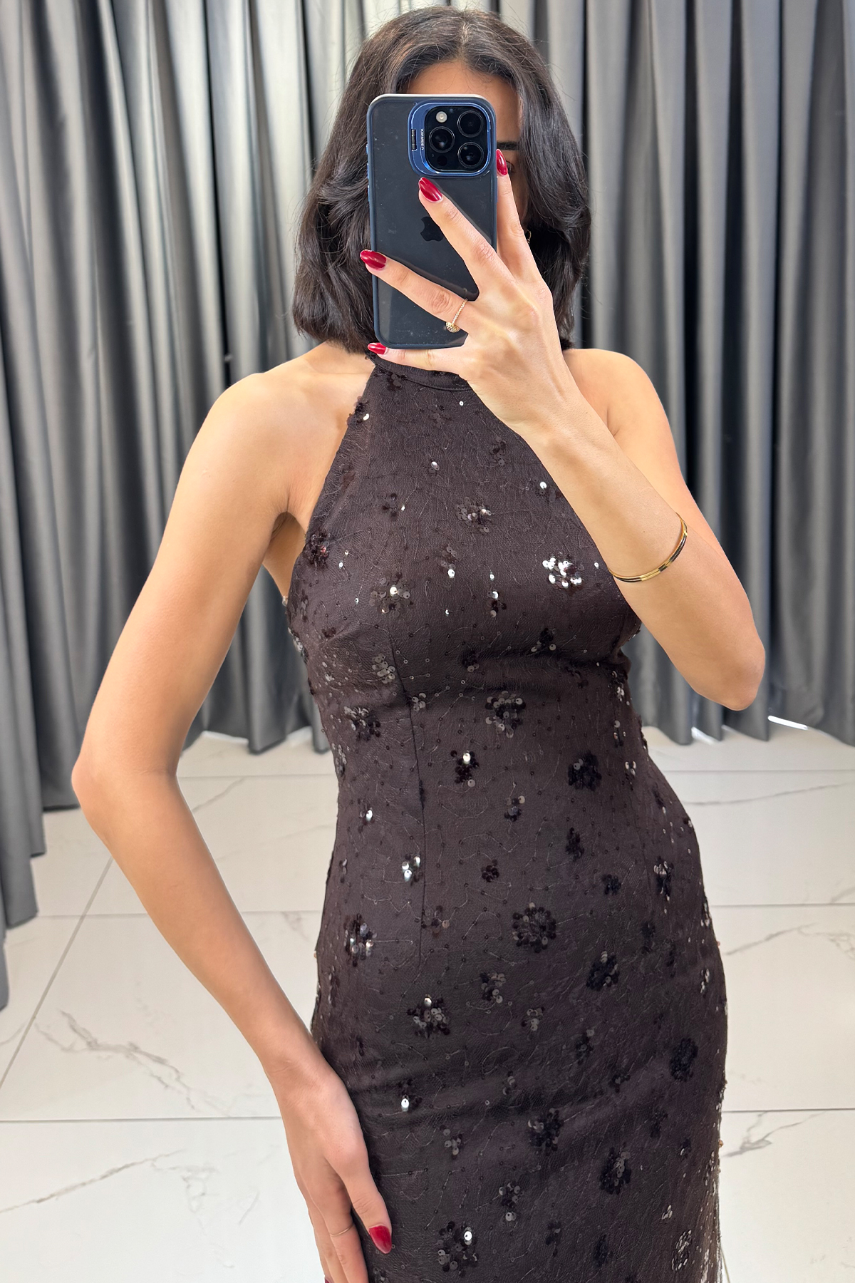 Pul Payet İşlemeli Sırt Dekolteli Halter Yaka Uzun Abiye Kahve - Görsel 2