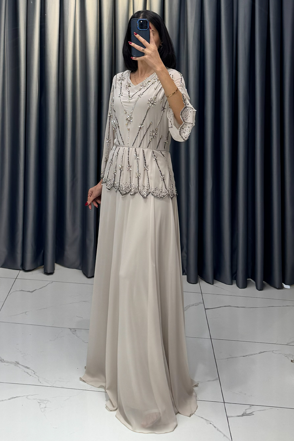 Taş Detaylı Lazer Kesimli Büyük Beden Abiye Bej - Görsel 3