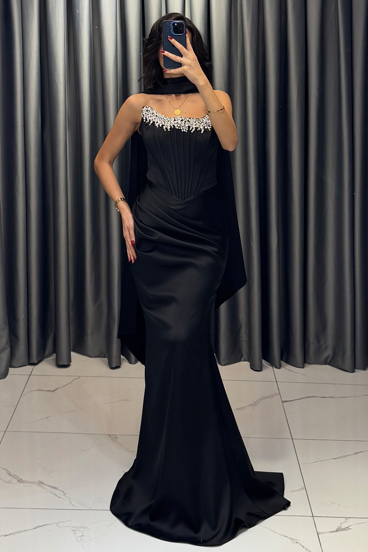 Taş İşlemeli Belden Drapeli Şal Detaylı Straplez Abiye Siyah